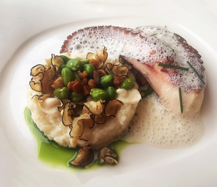 ../Images/HUANG,HSING-KUO.Czech Republic.Kampa Park (16).jpg